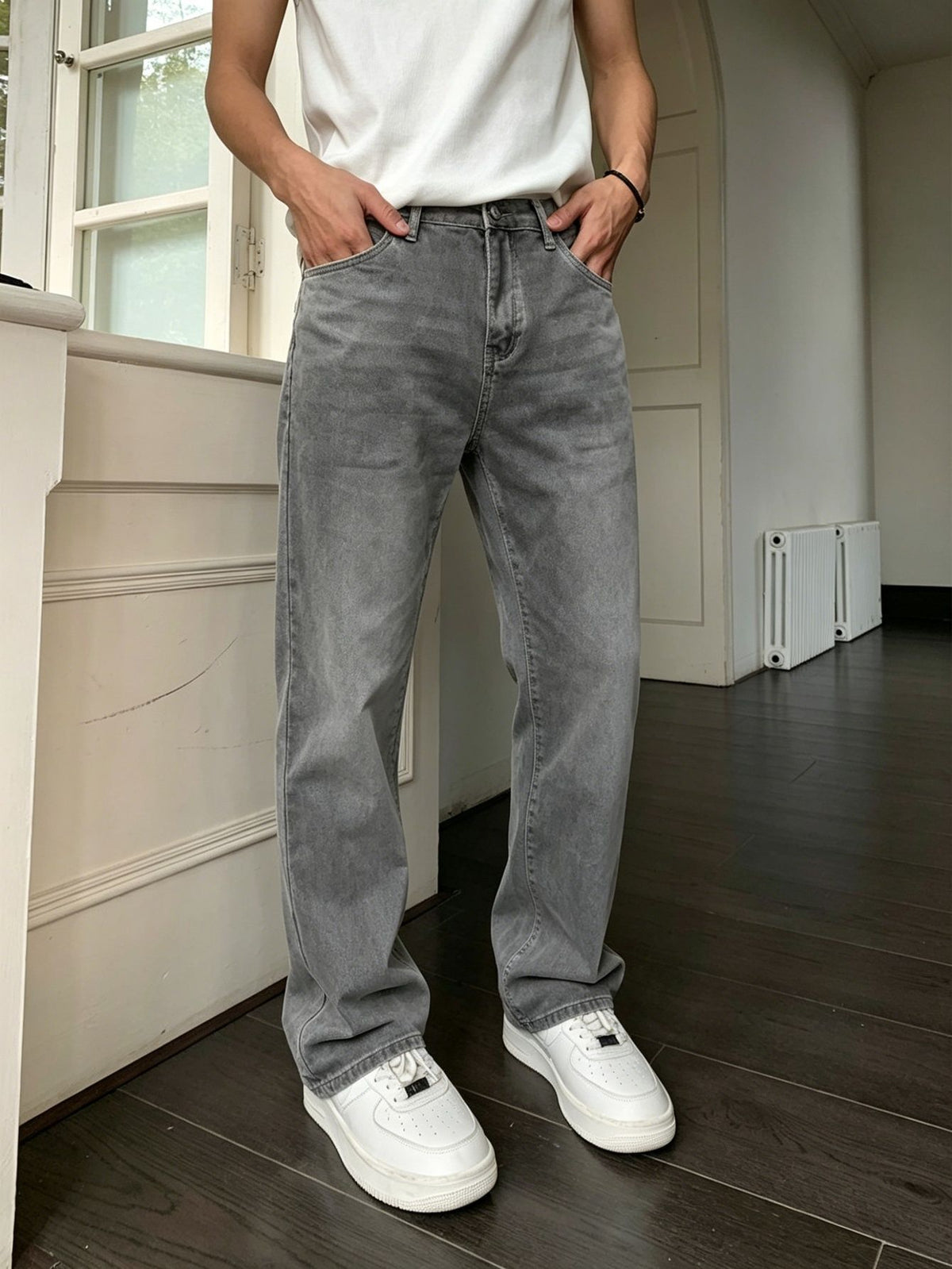 Casual Washed Gray Denim Pants for Men, Comfortable Everyday Workwear, Vintage Style, Relaxed Fit, Fashionable Summer Bottoms
