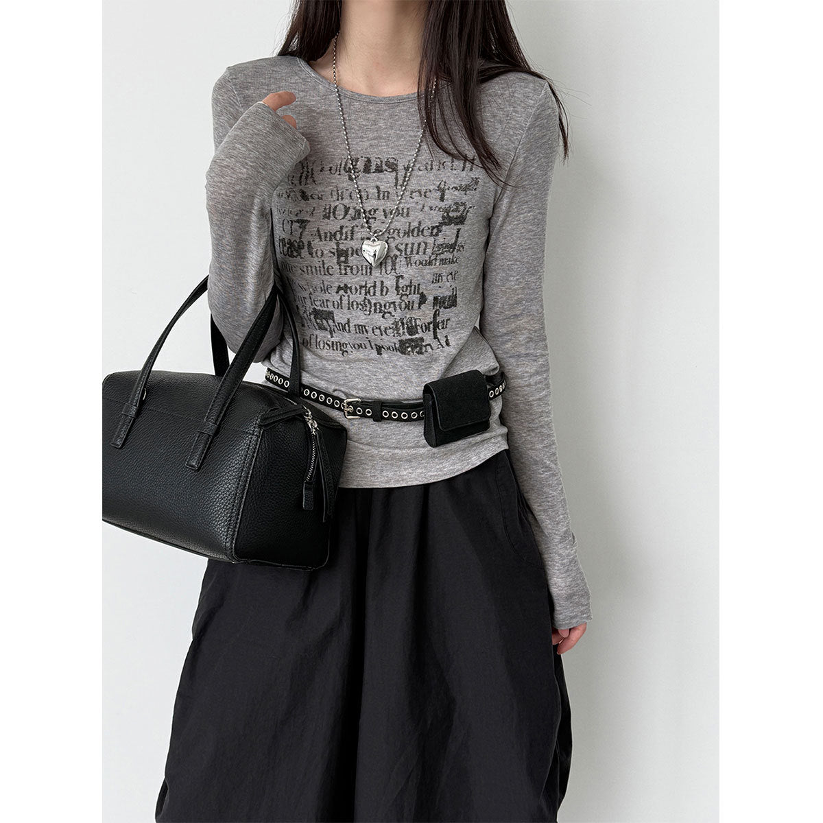 Unique Design Graffiti Letter Long Sleeve T-shirt for Women, Summer Silk Wool Base Layer