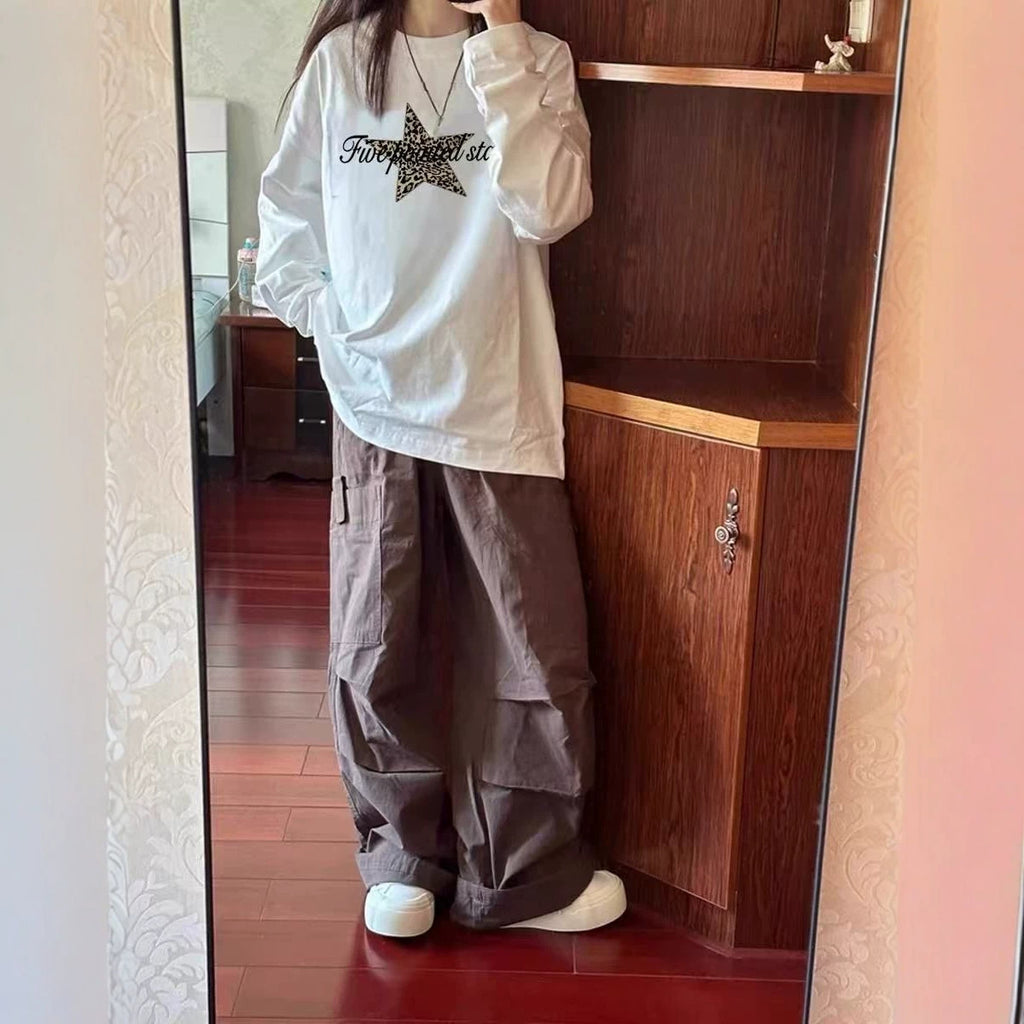 Five pointed star printed long sleeved T-shirt