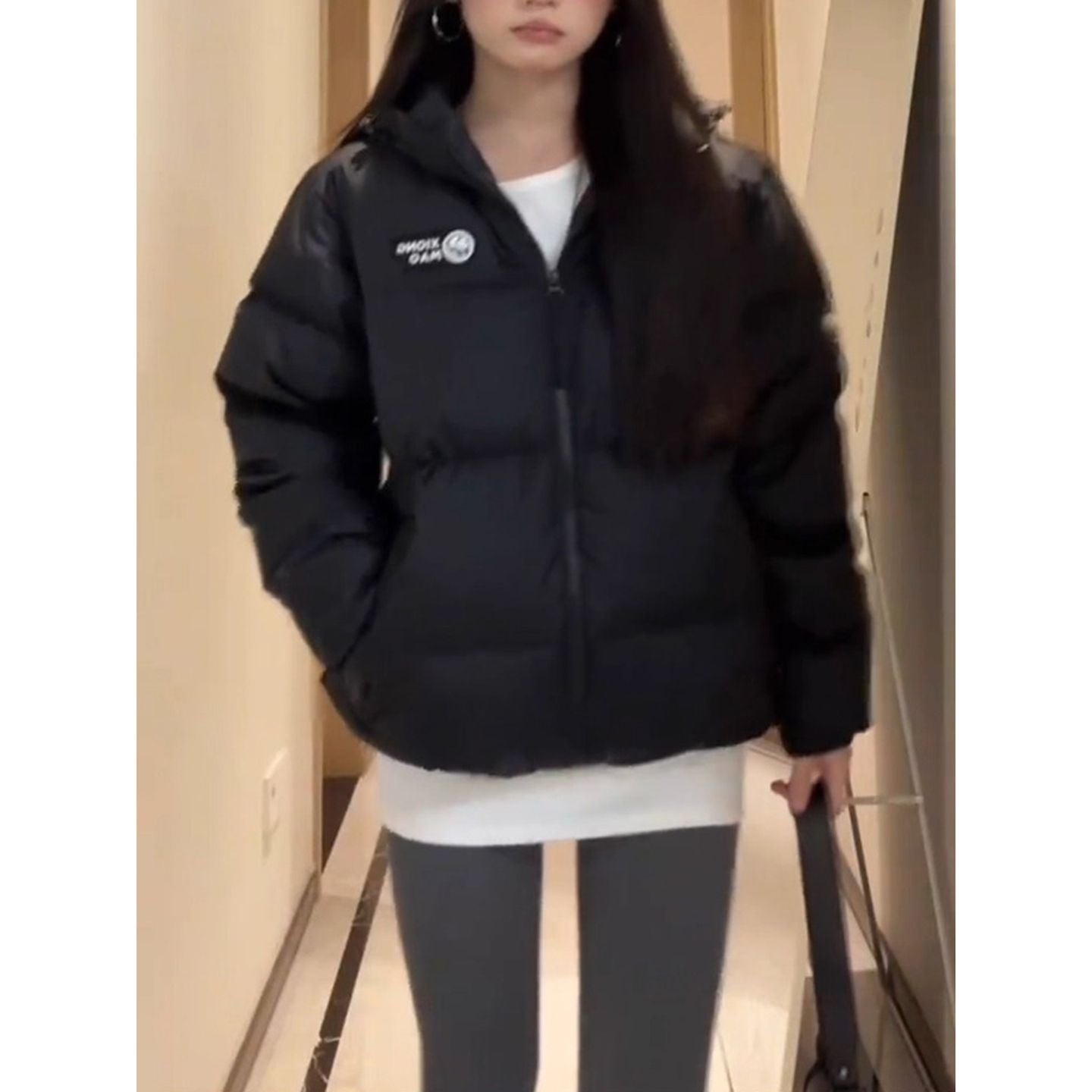 White Regular Shoulder Long Sleeve T-Shirt for Women, Spring Autumn Inner Wear, Mid-Length Basic Shirt, Butt-Covering, Slim Fit Top