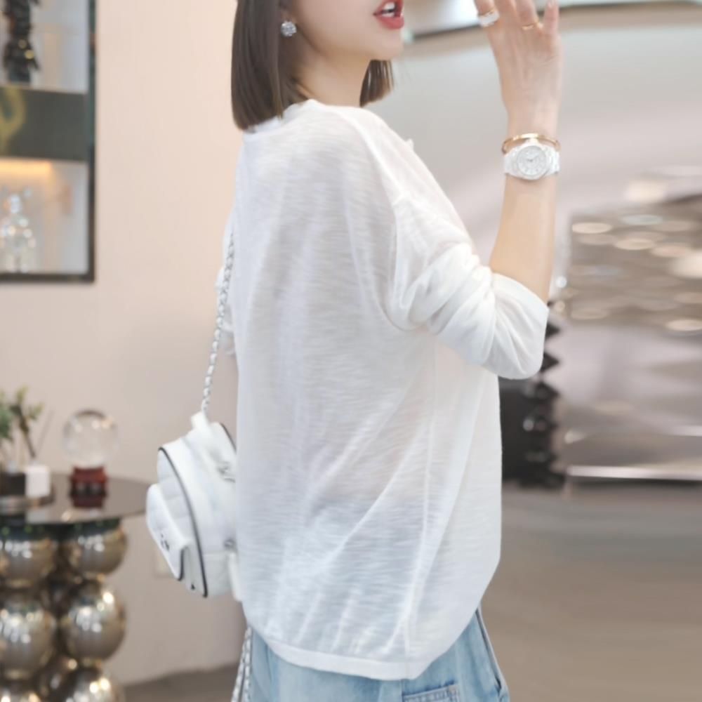 Lightweight Long Sleeve T-Shirt for Women, Breathable Ice Silk Sun Protection Top