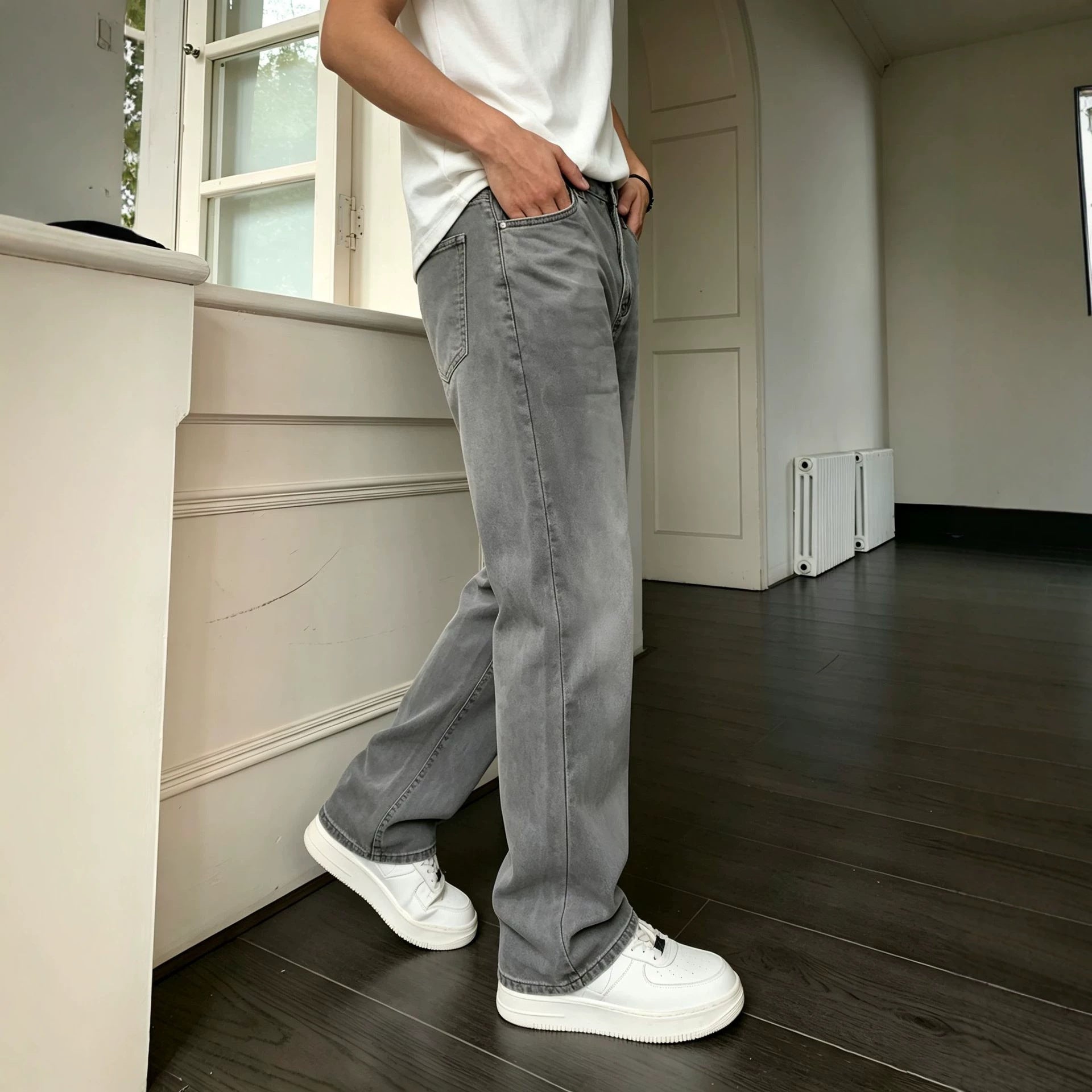 Casual Washed Gray Denim Pants for Men, Comfortable Everyday Workwear, Vintage Style, Relaxed Fit, Fashionable Summer Bottoms