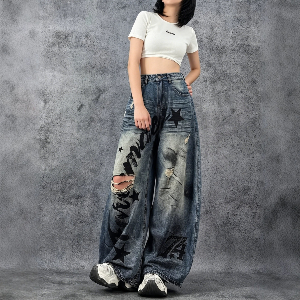 Streetwear Retro Distressed Ripped Wide-Leg Denim Long Pants for Women High-Waisted Slim-Fitting Floor-Length Trousers Summer Letter Knife-Edge Jeans