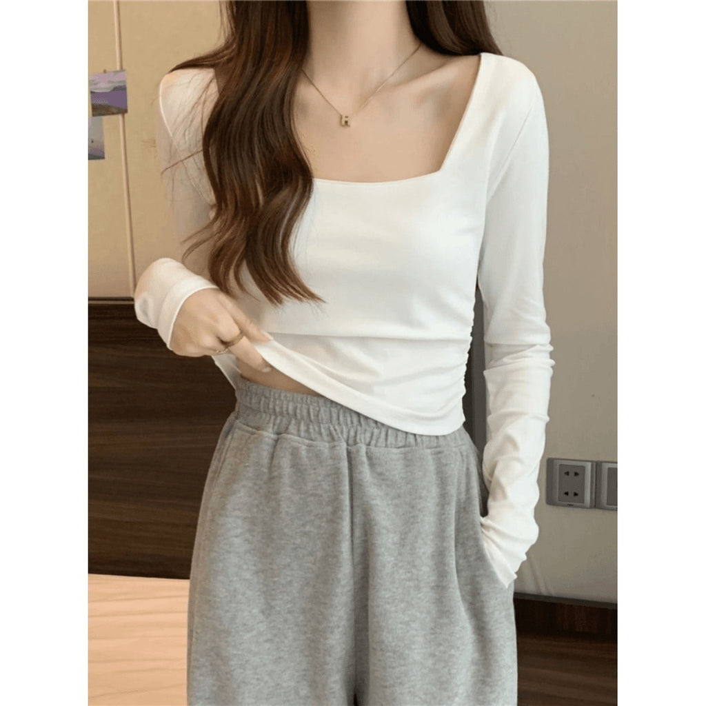 Black Women's Short Crop Top with High Waist, Fitted and Sexy Long Sleeve Slim Fit T-Shirt Inner Wear