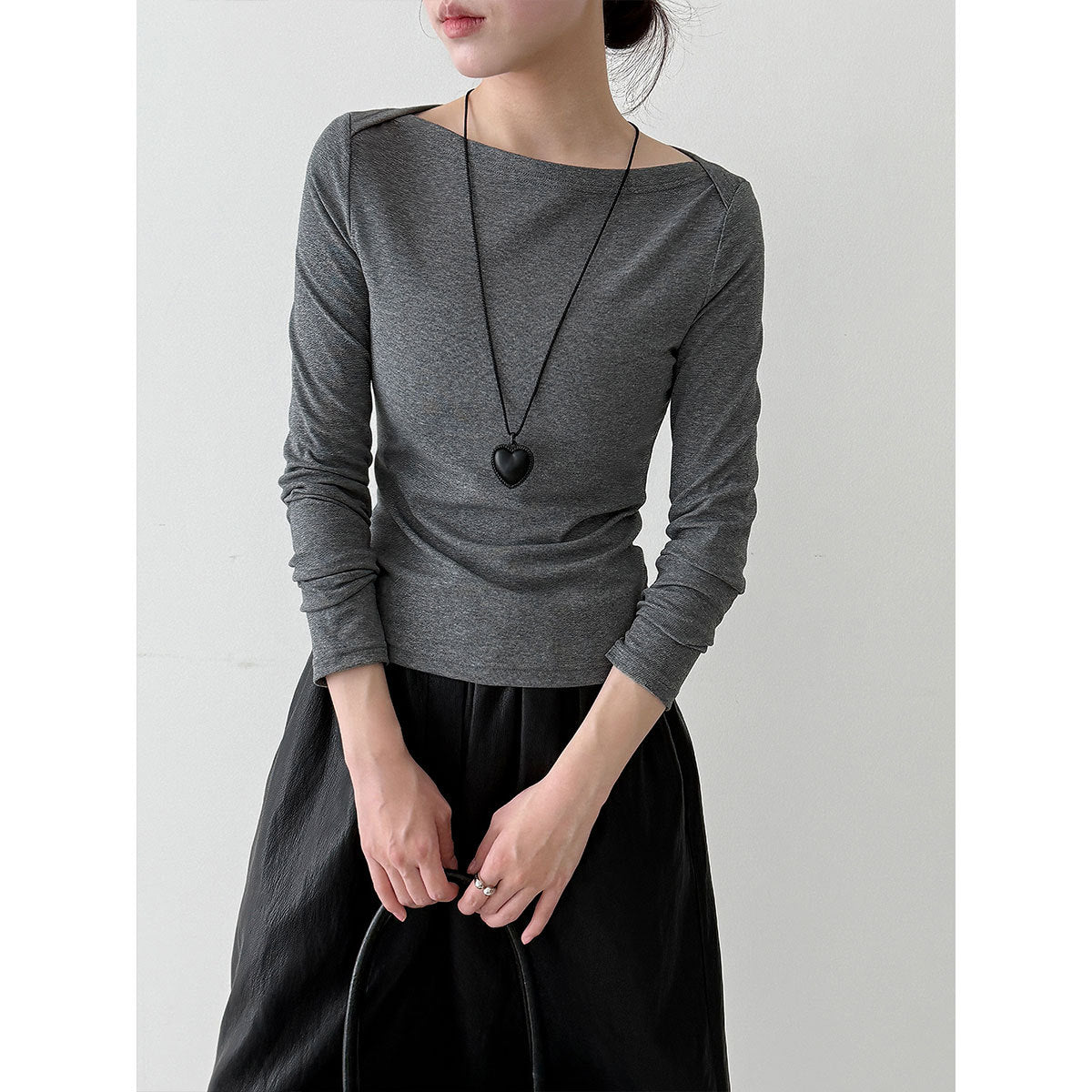 Retro High-Intellectual Boat Neck Design Inner Layer Long Sleeve T-Shirt for Women, Autumn Fitted Slimming Chic Top
