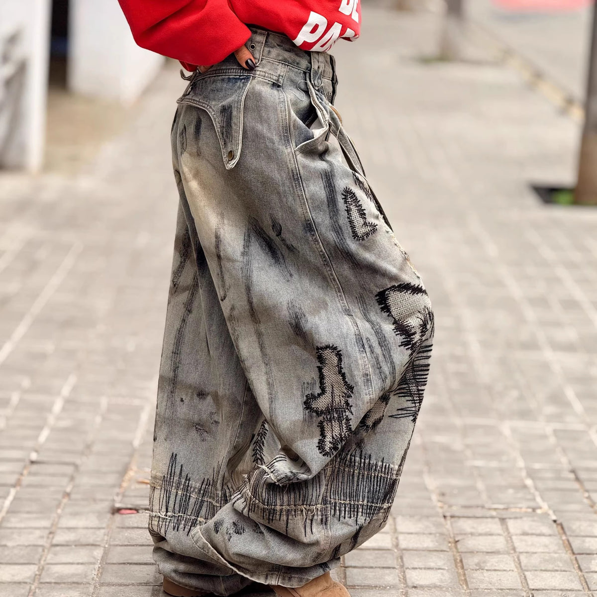 New Bear Bow 3D Optical Illusion Print JeansTranslated and cleaned title:Bear Bow 3D Optical Illusion Print Denim Pants