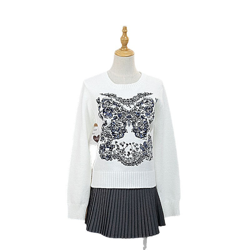 Butterfly embroidery long sleeved round neck pullover sweater