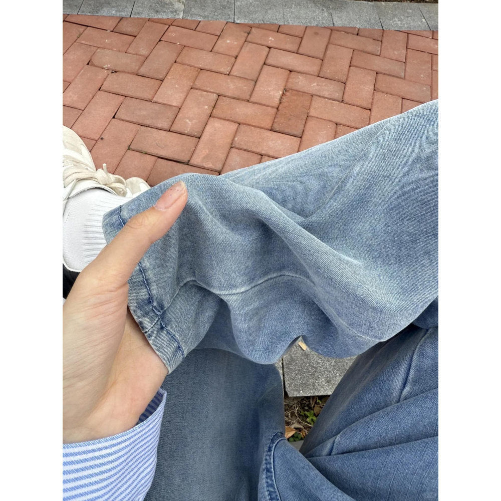 Lightweight Tencel Jeans for Women