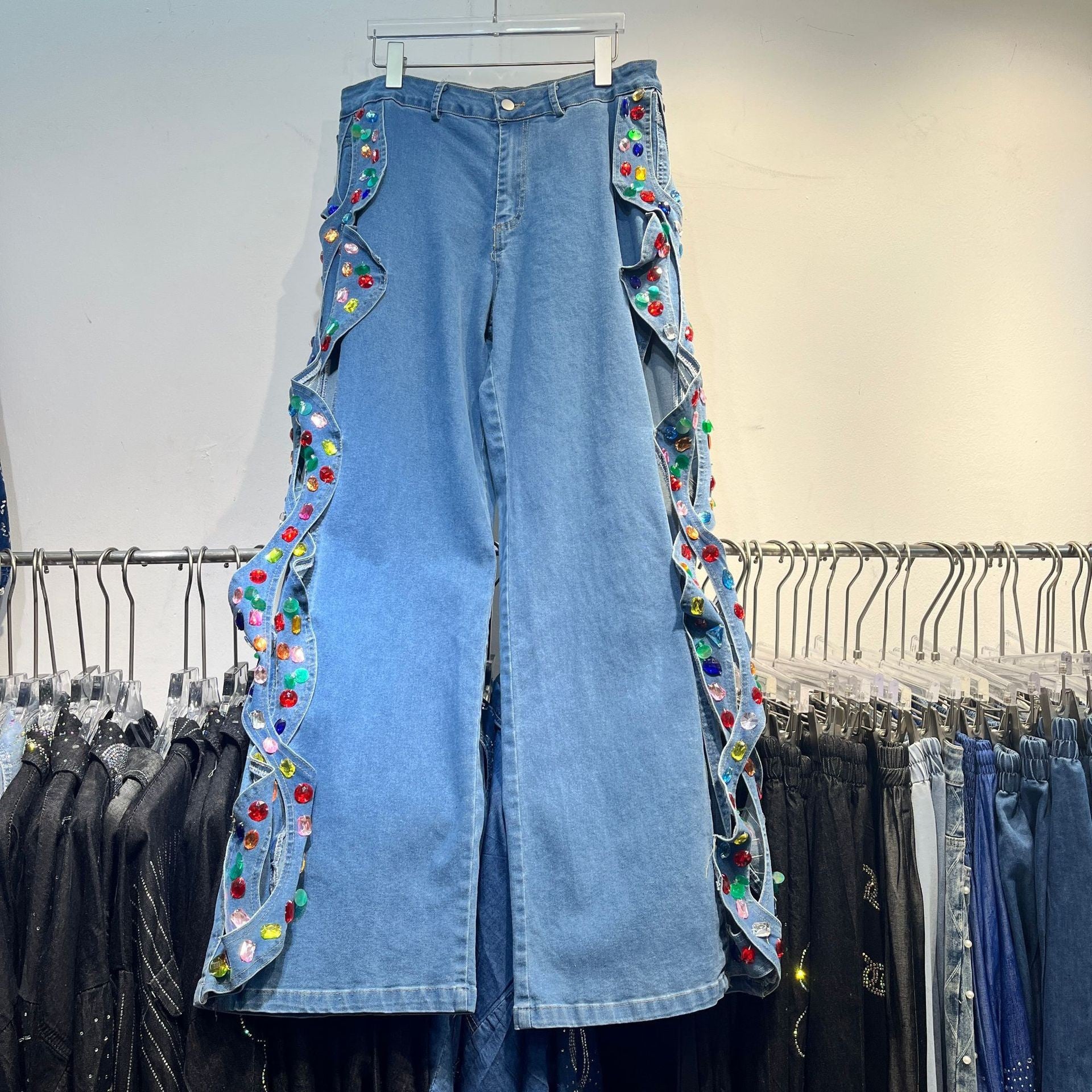 Collar short sleeved shirt and straight leg pants